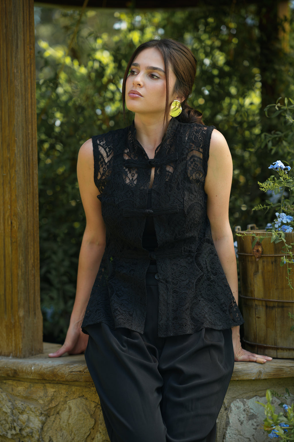 Lace Mandarin Collar Vest